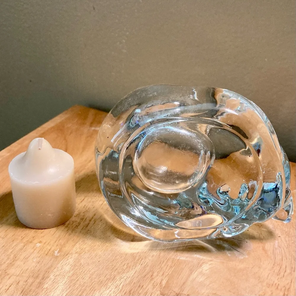 INDIANA GLASS Kitty Cat Glass Votive Candle Holder with Hand Crochet Doily